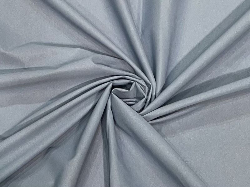 Плащевая под костюмную